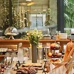Le Boutique & 5*