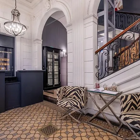 Le Boutique & Hotel 5*