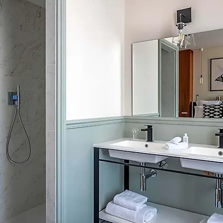 Le Boutique & Hotel 5*