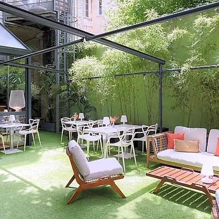 Le Boutique & Hotel