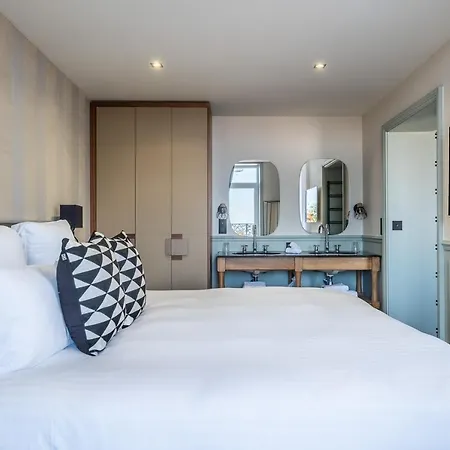 Le Boutique & فندق 5*